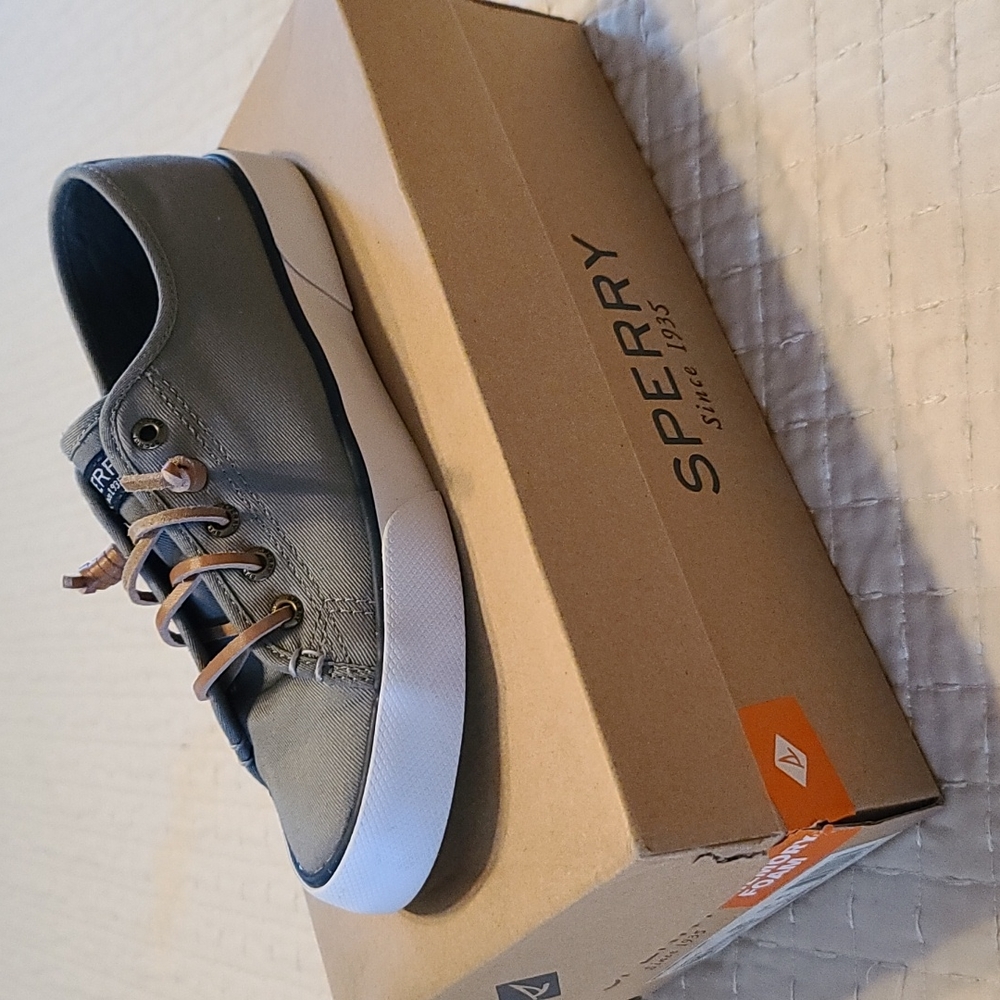 Sperry Pier View-Grey